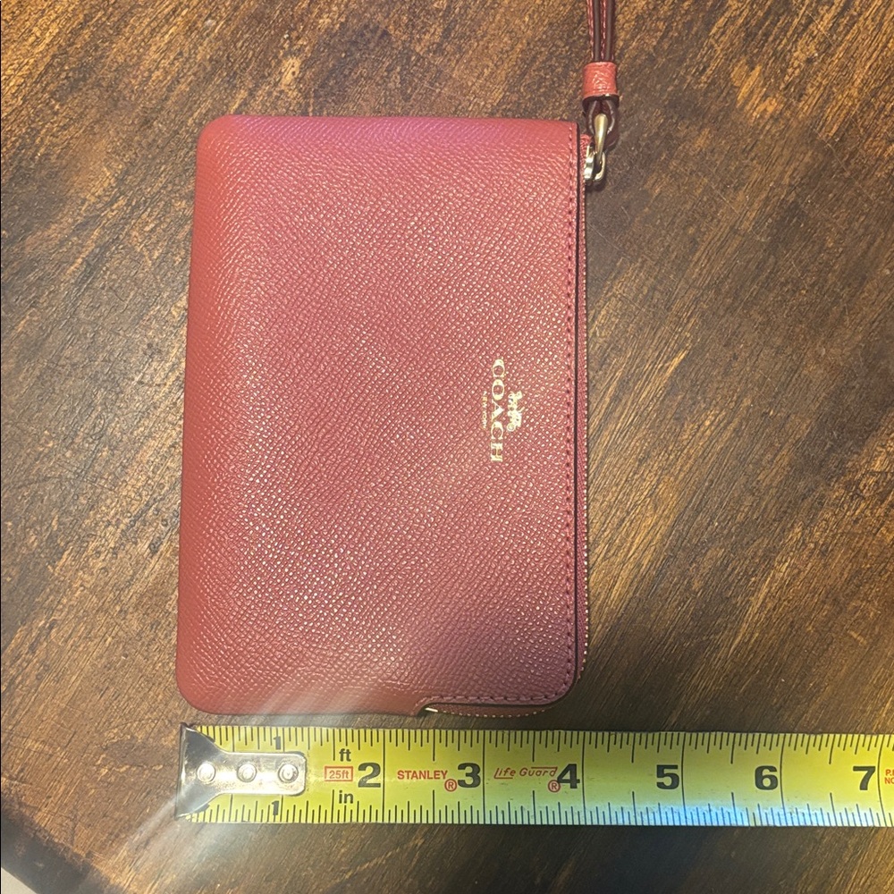 Coach Corner Zip Wristlet in Pink, NWOT - Picture 13 of 13
